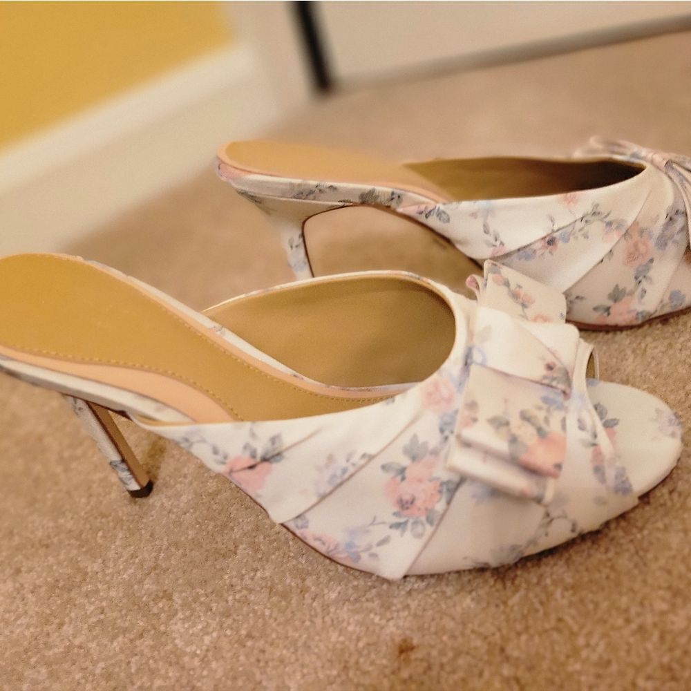 Born on Fifth Fabric Flower Mules - Picture 4 of 7